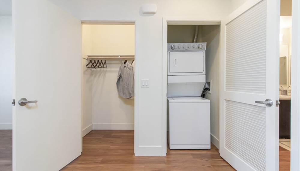 Marquis Studio Walk-In Closet and Washer and Dryer