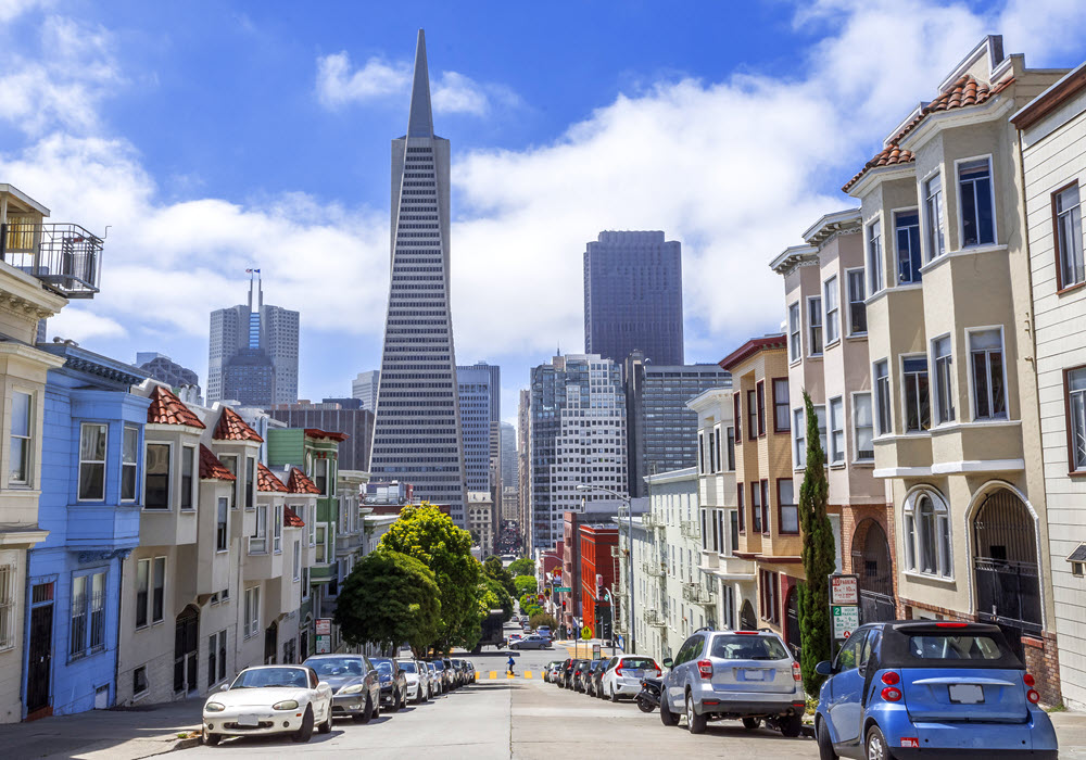 View of San Francisco neighborhood.